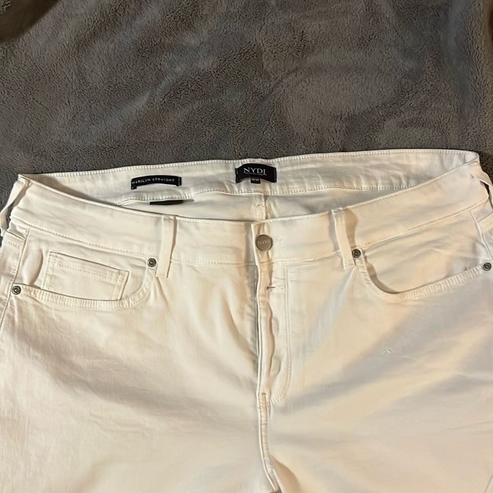 NYDJ, 18W, Marilyn Straight White Jean.